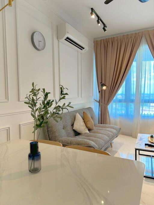 Netflix Two Bedroom Troika Kota Bharu Homestay 118 Exterior foto