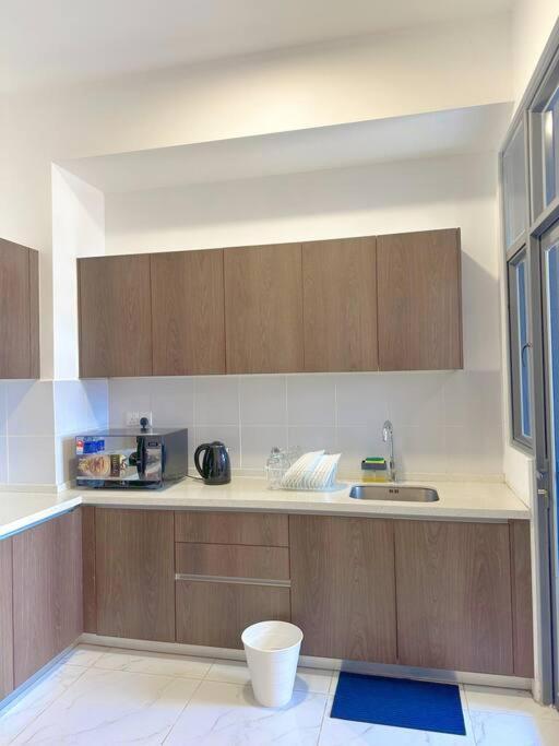 Netflix Two Bedroom Troika Kota Bharu Homestay 118 Exterior foto